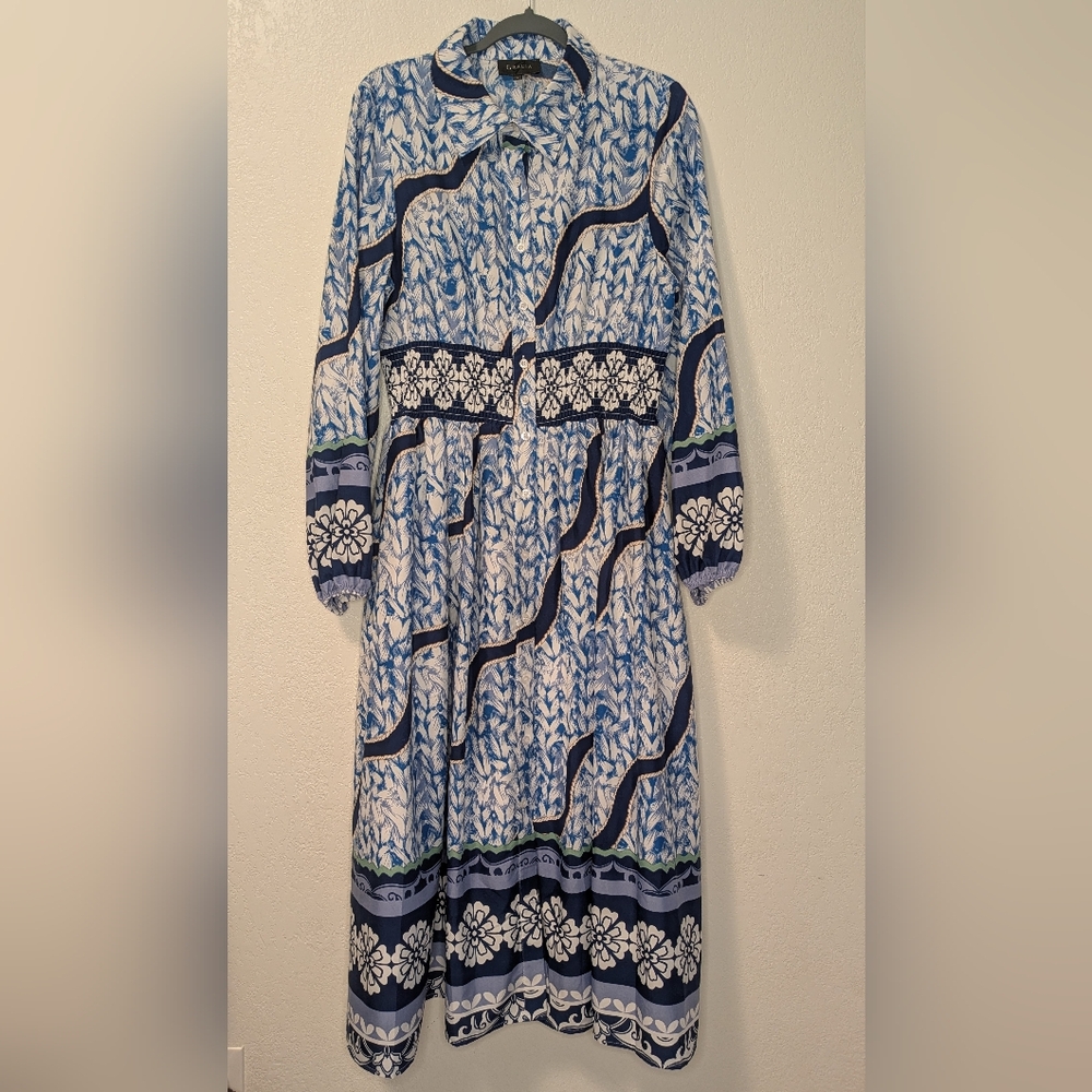 Gracia Maxi Dress - Picture 2 of 9